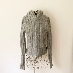 Abercrombie & Fitch Hooded Sweater